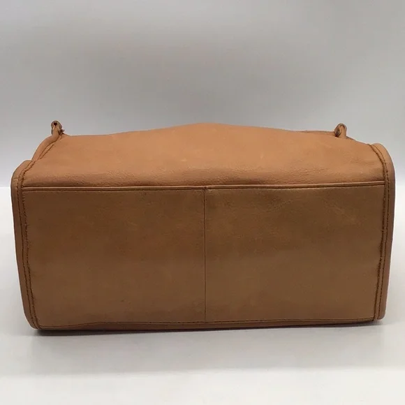 American Leather Co Caramel Brown Pebble Leather Shoulder Bag - Picture 8 of 13